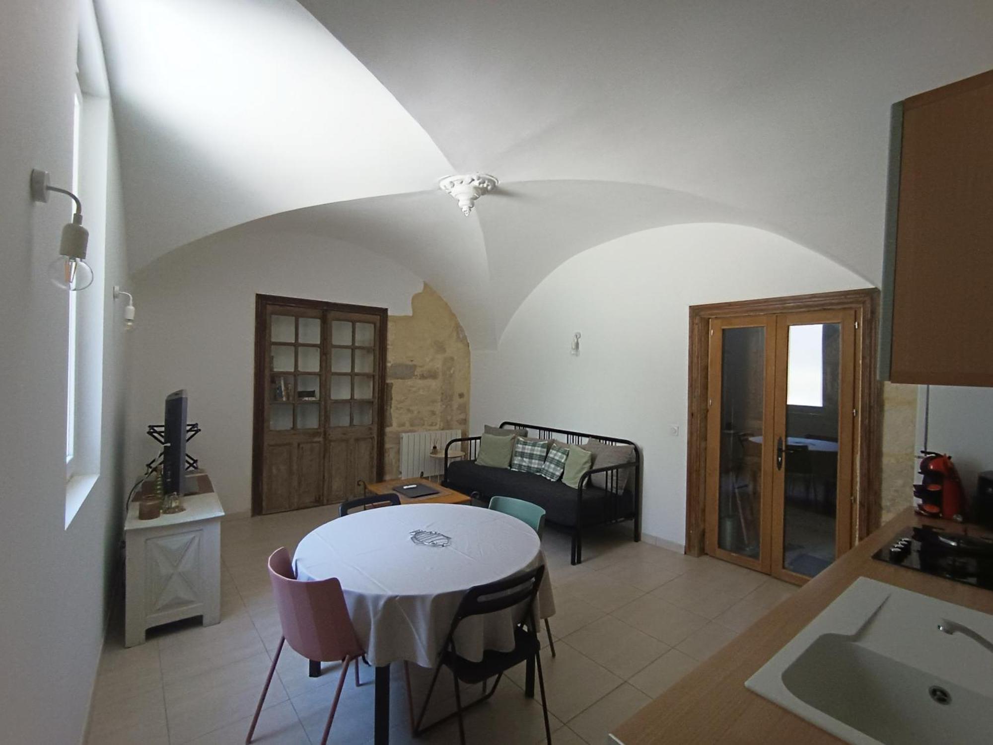 Dans Maison De Maitre, Appartement Independant. Montfrin Extérieur photo
